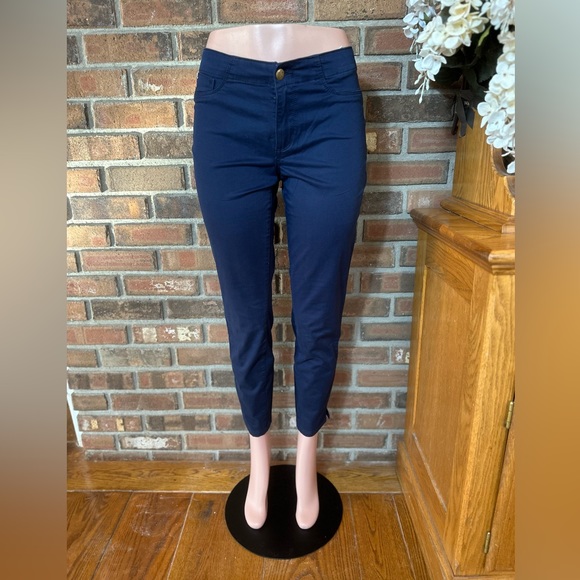Christopher Blue Size 6 Navy Straight Leg Jeans - Picture 1 of 6